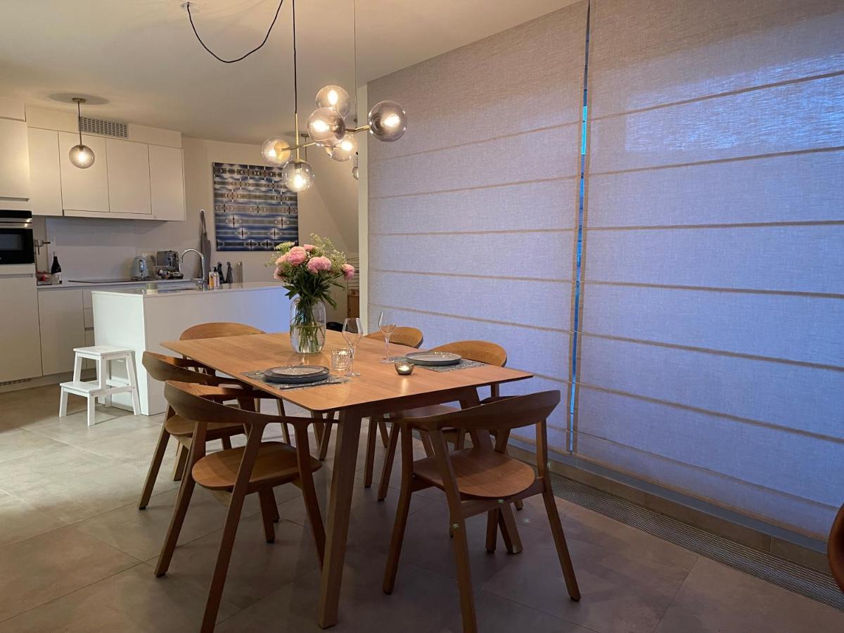 Ferienwohnung Renewed Comfort Duplex W 2 Terraces Nearby Marina Nieuwpoort Exterior foto